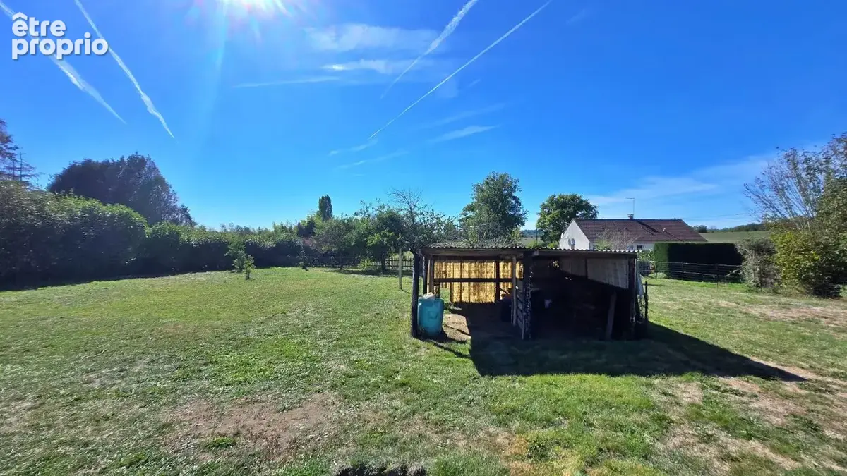 Maison de village en Pierre 5p + Grange + Garage + Jardin - Proche Saint-Junien - photo 13