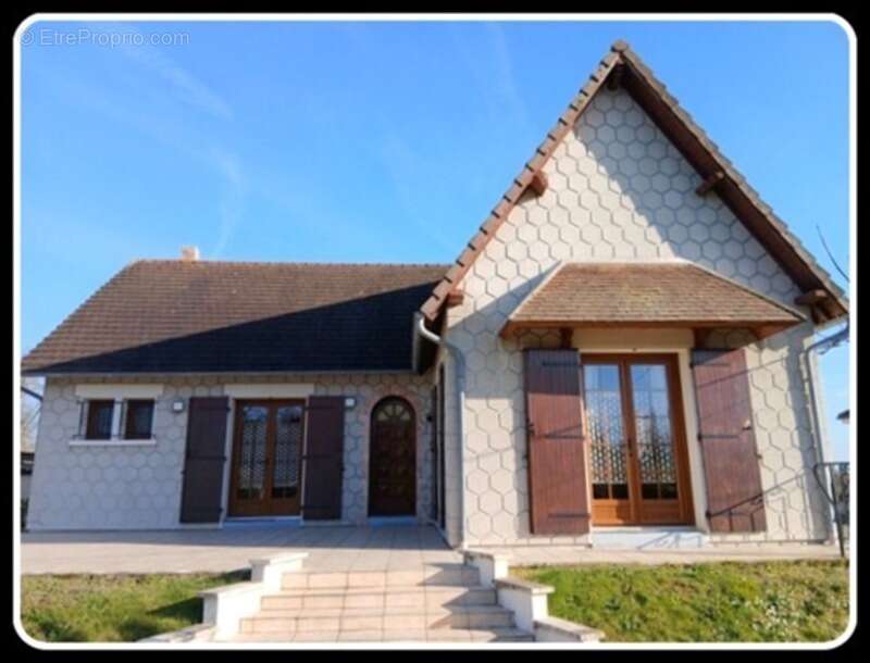 Maison à TREVOL