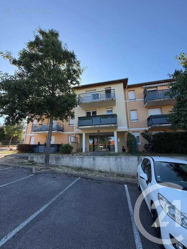 Appartement 54 m² à Annonay  - photo 9
