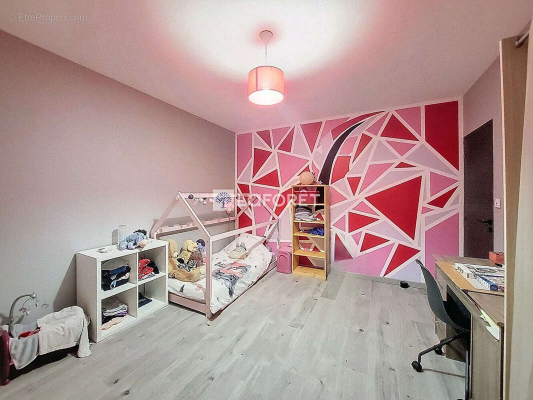 Maison 7 pièce(s) 150 m2 - photo 6