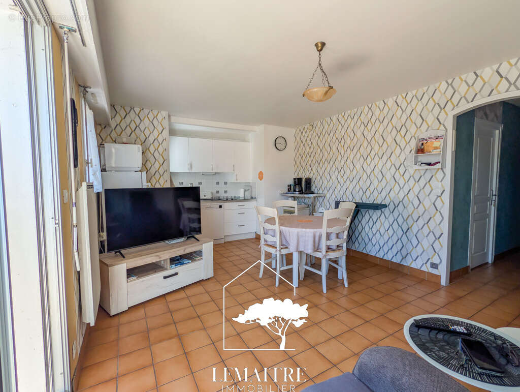 Appartement à LES MATHES