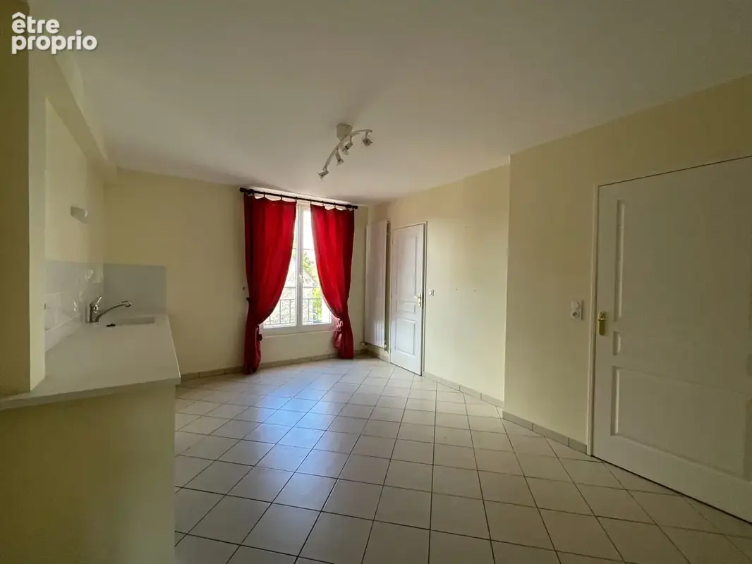 Appartement de standing ascenseur privatif  dans Provins hyper centre 190 m² + 2 garages - photo 9
