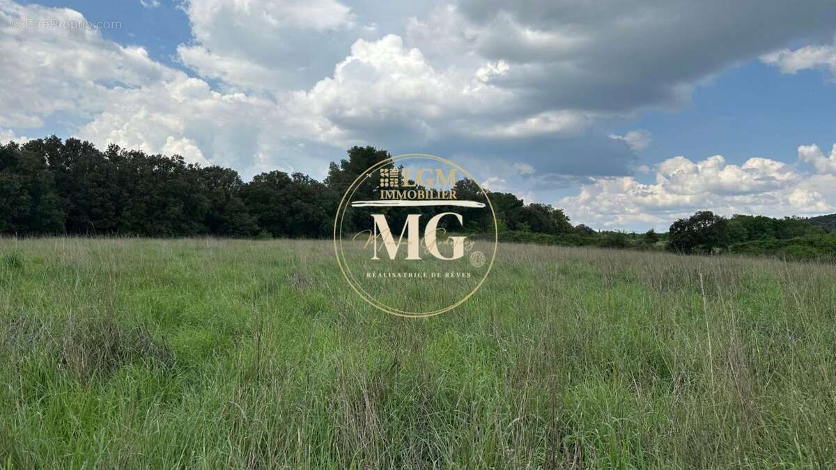 Terrain à SAINT-BENEZET