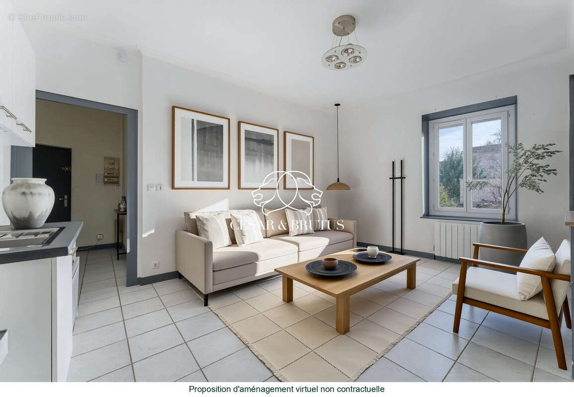 Appartement à NEUVILLE-SUR-SAONE