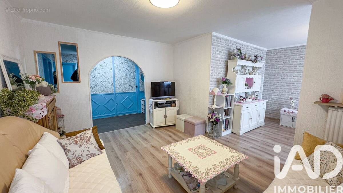 Photo 1 - Appartement à NOGENT-SUR-OISE