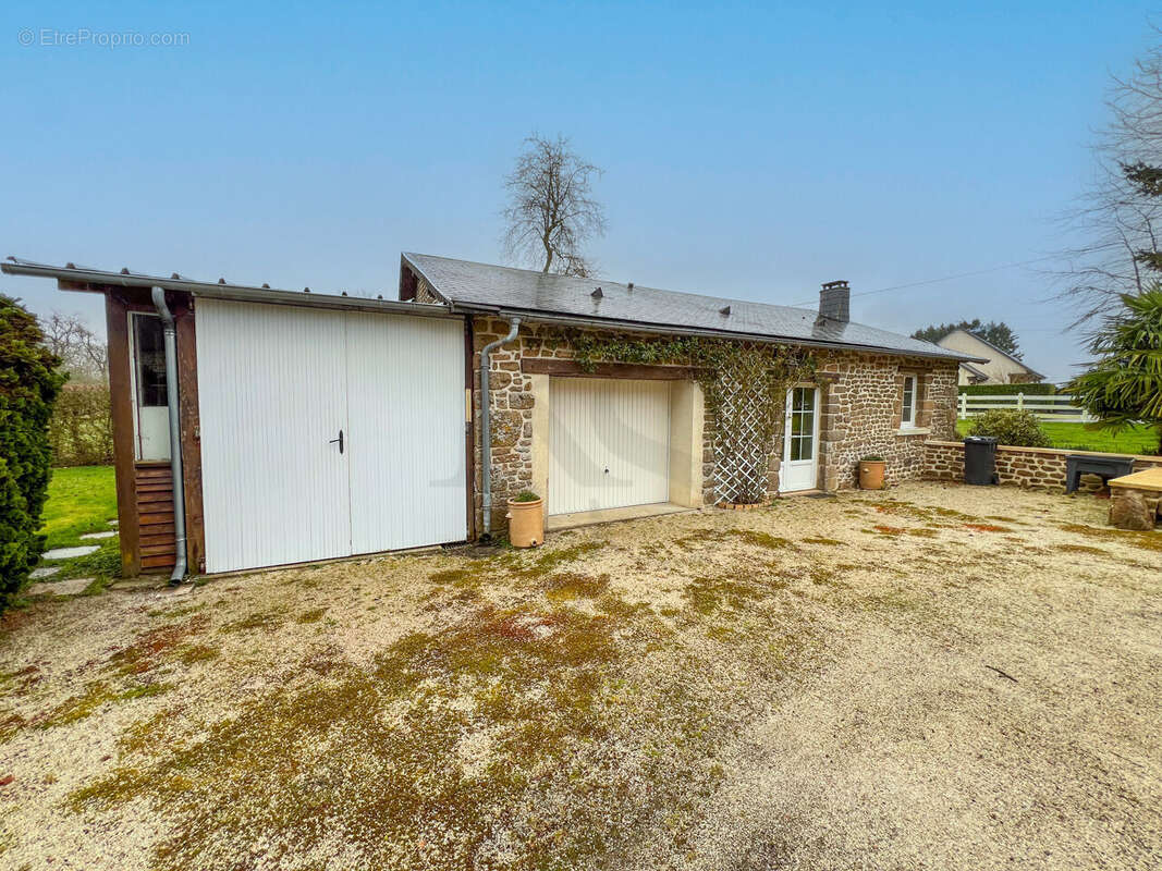 Maison à ATHIS-DE-L&#039;ORNE