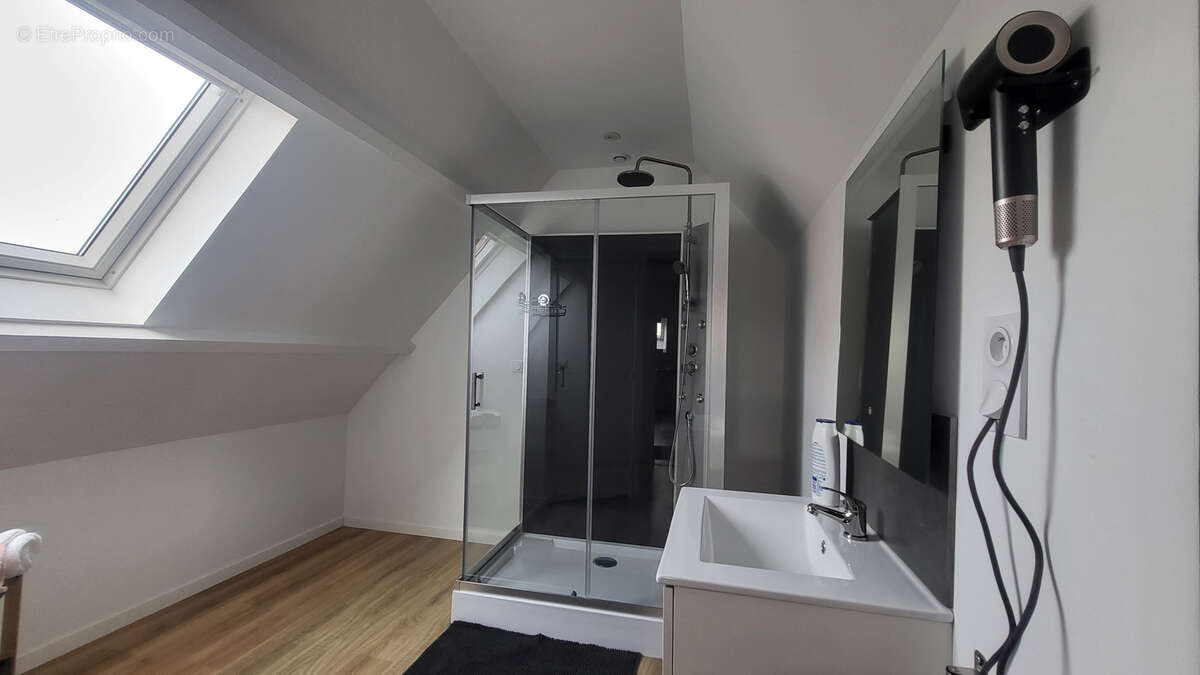 Appartement à RIBEMONT-SUR-ANCRE