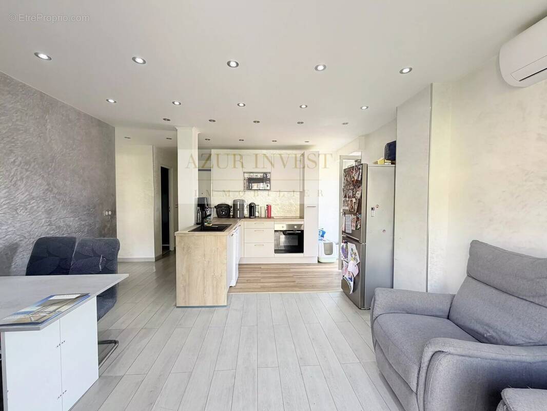 Appartement à ROQUEBRUNE-CAP-MARTIN