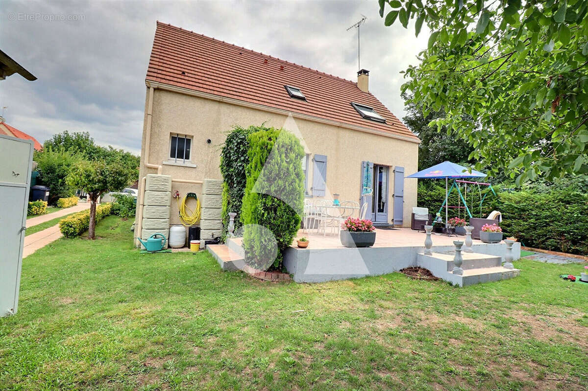 Maison à SAINT-OUEN-L&#039;AUMONE