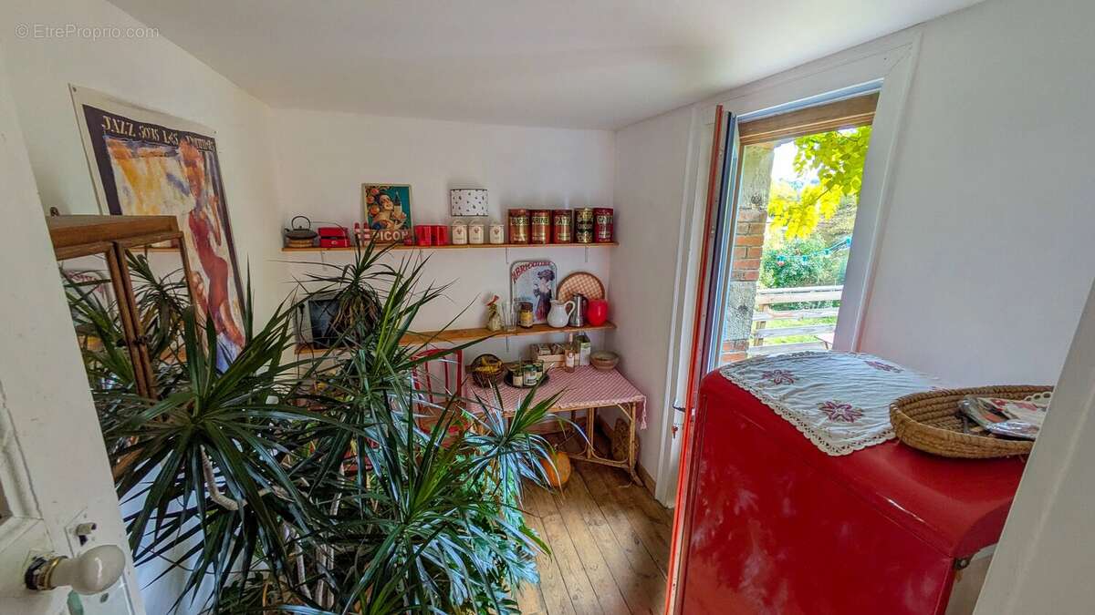 Maison à LAROQUEBROU