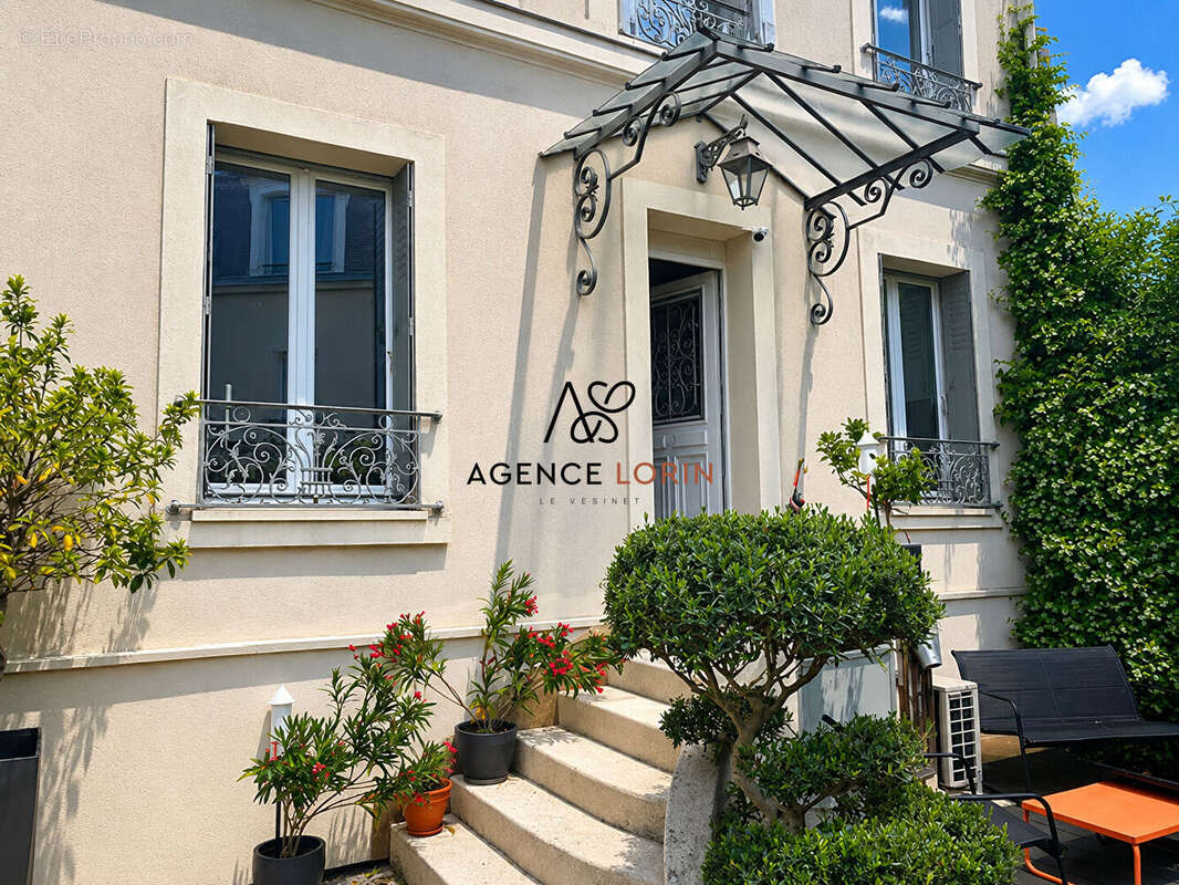 Maison à LE VESINET