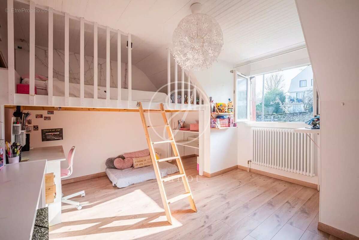 Maison à MARLY-LE-ROI