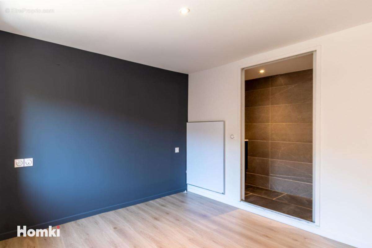 Appartement T3 de 77 m2 à Collonges-au-Mont-d'Or - photo 9