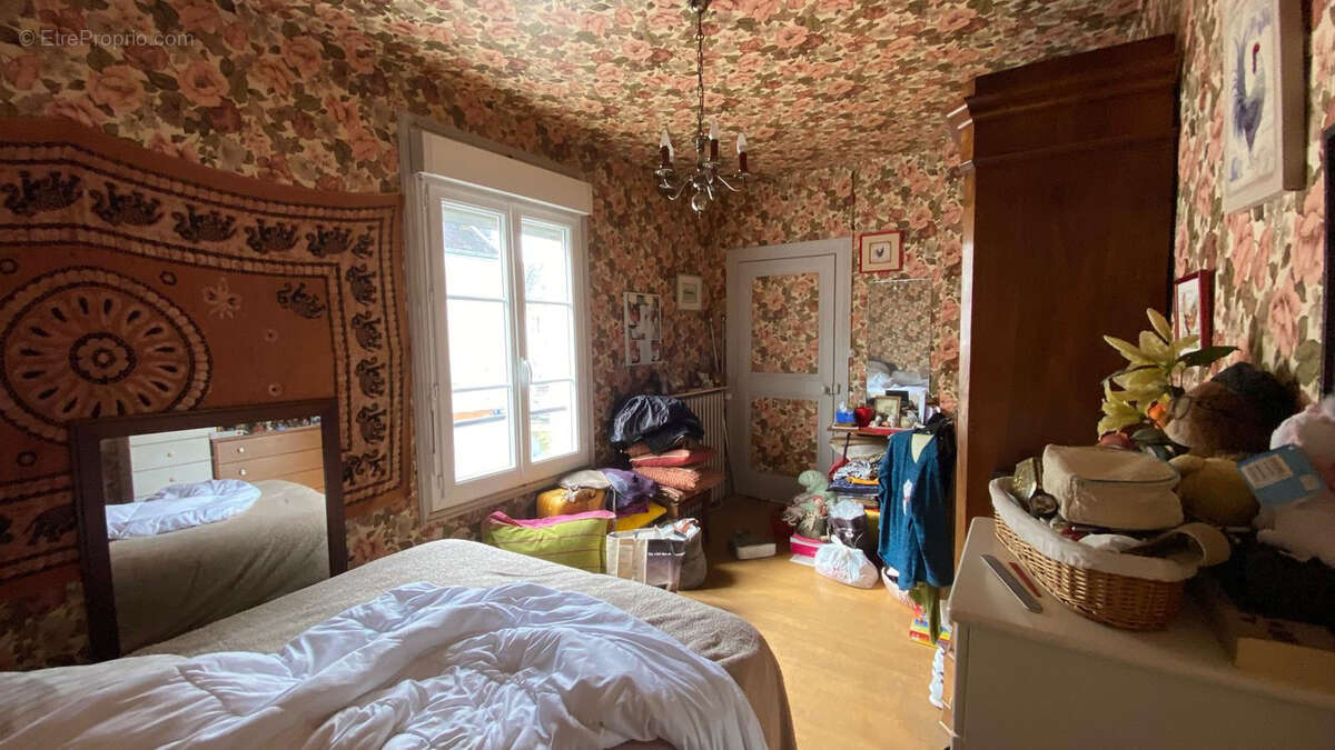 Maison à MONTRICHARD