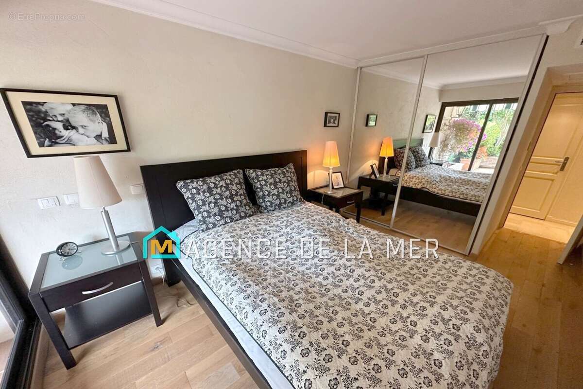 Appartement à MANDELIEU-LA-NAPOULE