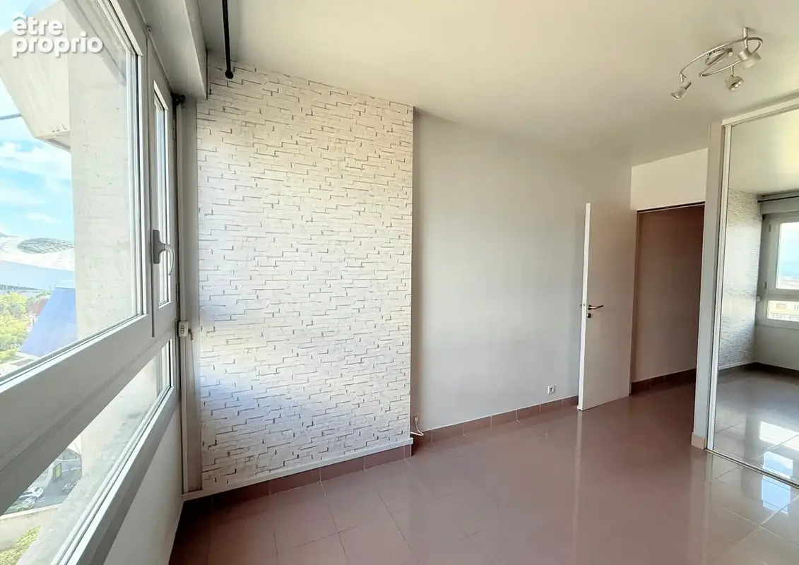 Appartement 3 pièces 82 m² à vendre à Marseille-8e (13008) - photo 9