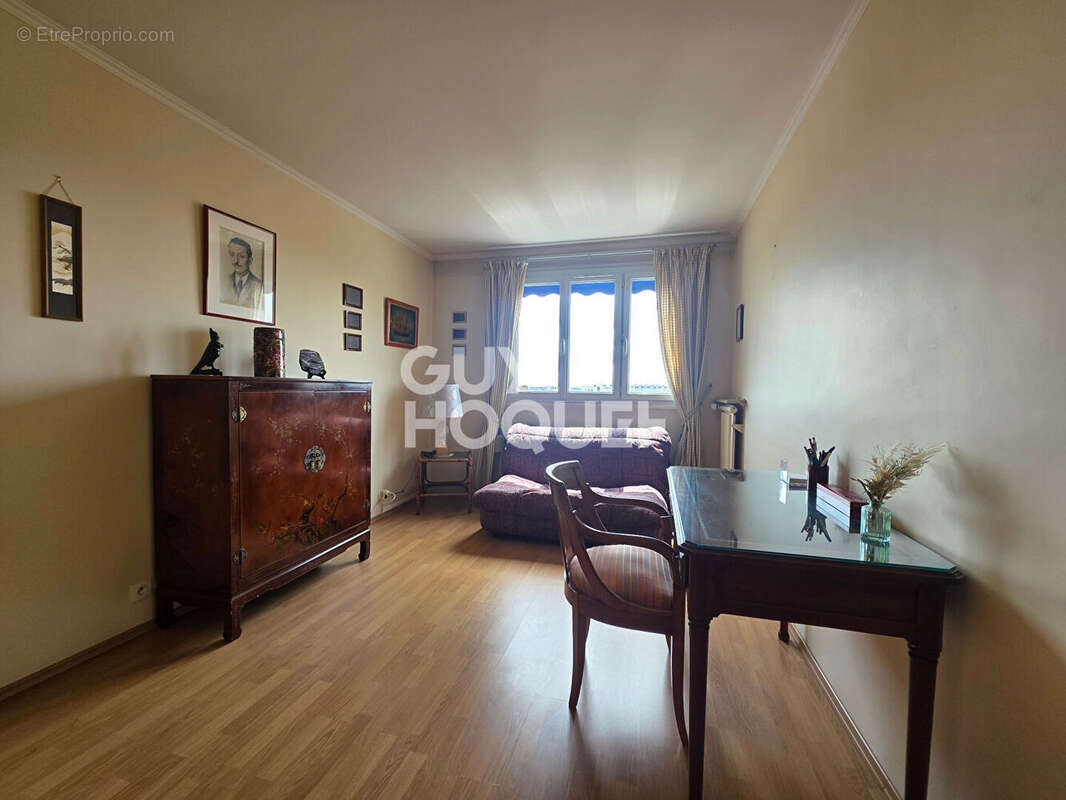 Limite Vincennes ! 86 m² avec vue Tour Eiffel, balcon, terrasse, parking - photo 8