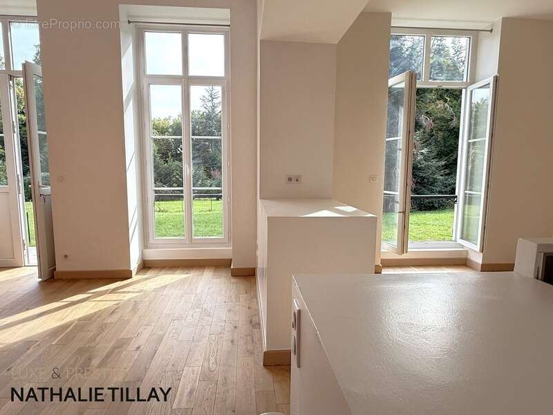 Appartement à SAINT-JEAN-DE-BRAYE