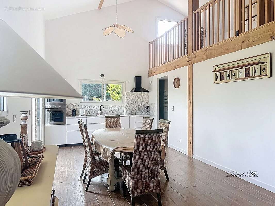 Maison à ONESSE-ET-LAHARIE