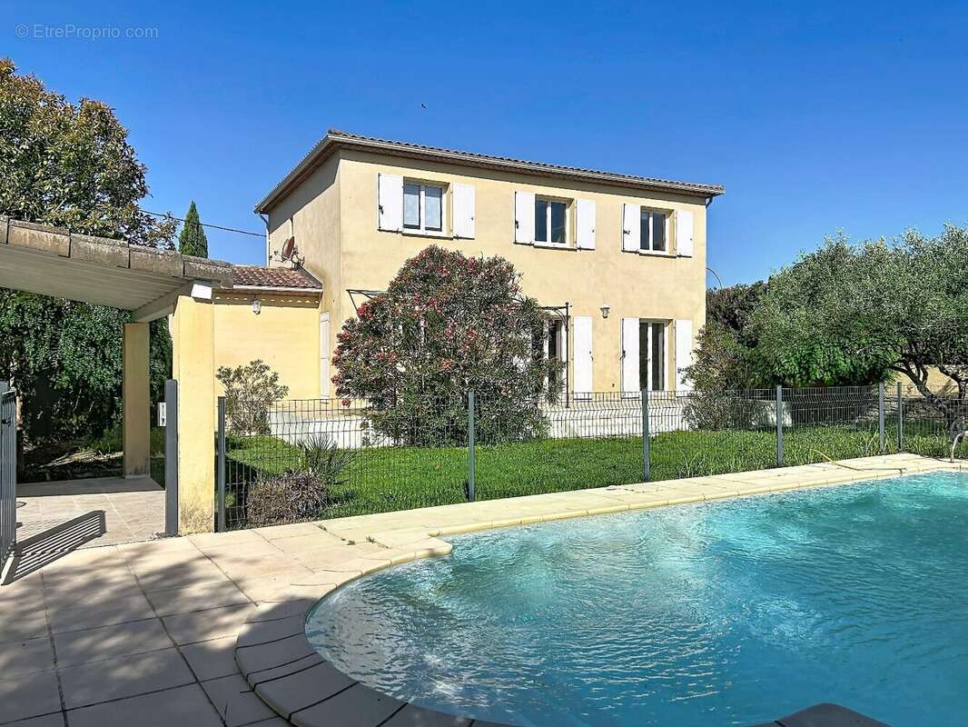 Maison à CALVISSON
