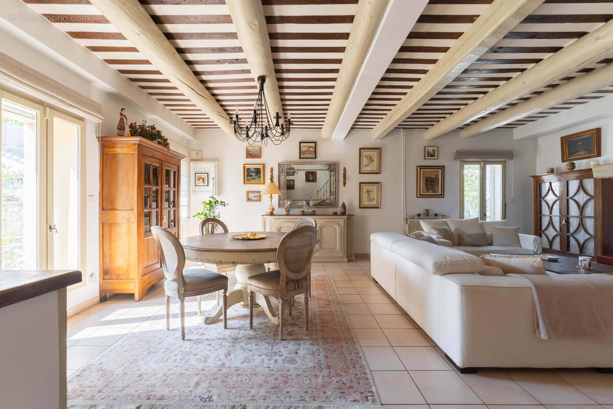 Maison à MARSEILLE-8E