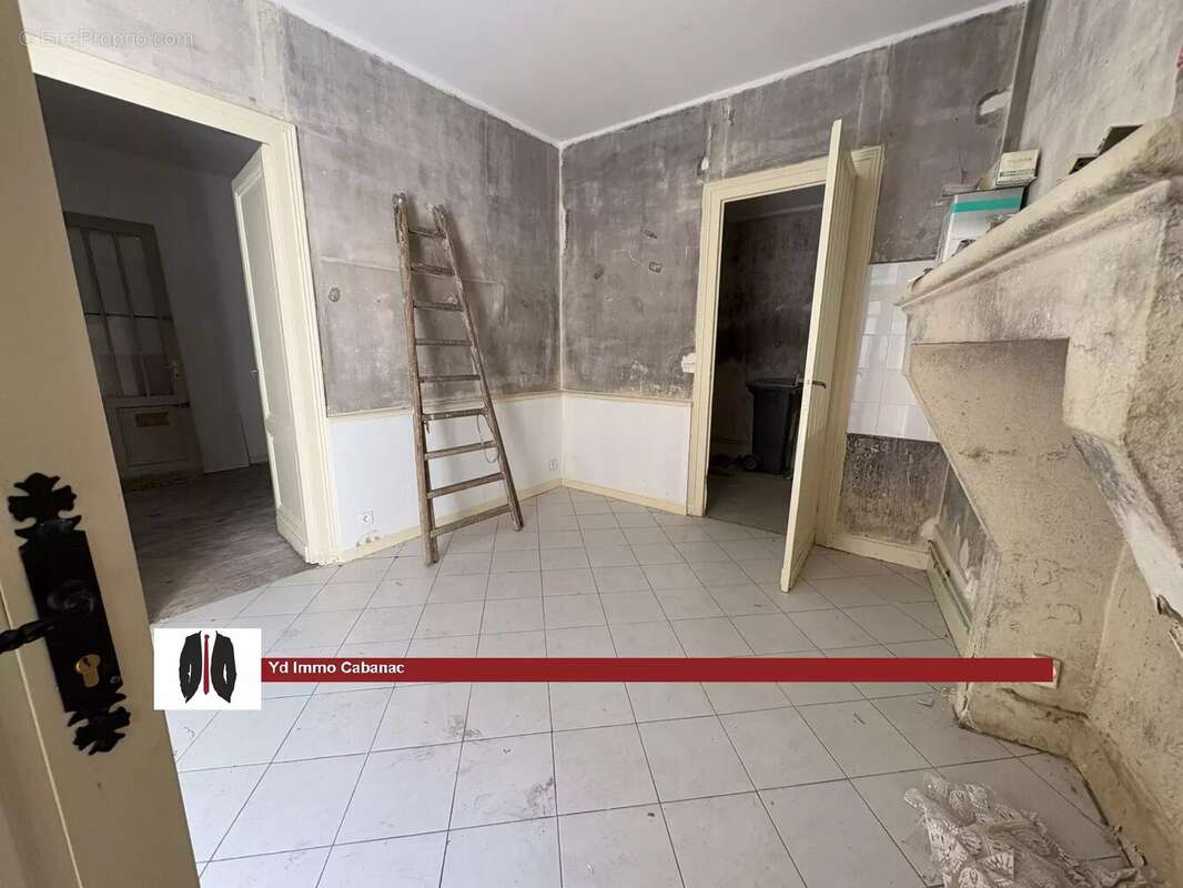 Ensemble immobilier de caractère à fort potentiel – Castres-Gironde - photo 2