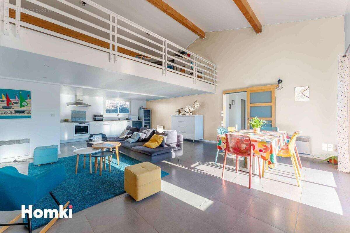 Maison à SAINT-ANDRE-DE-CUBZAC