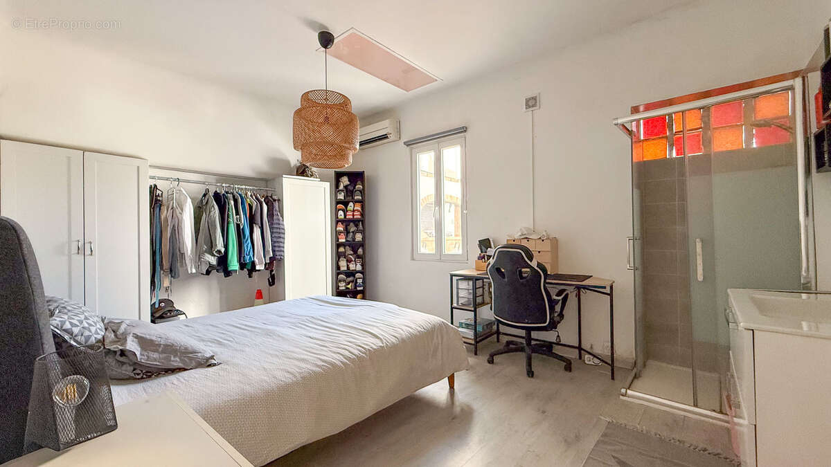 Orange   Élégante maison de maître en pierre avec studio indépendant, garage et terrasses - photo 16