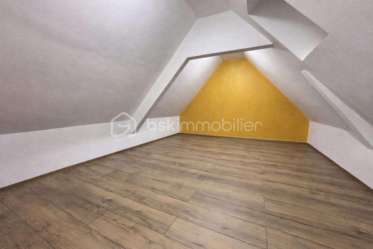 Appartement à ESCAUDAIN