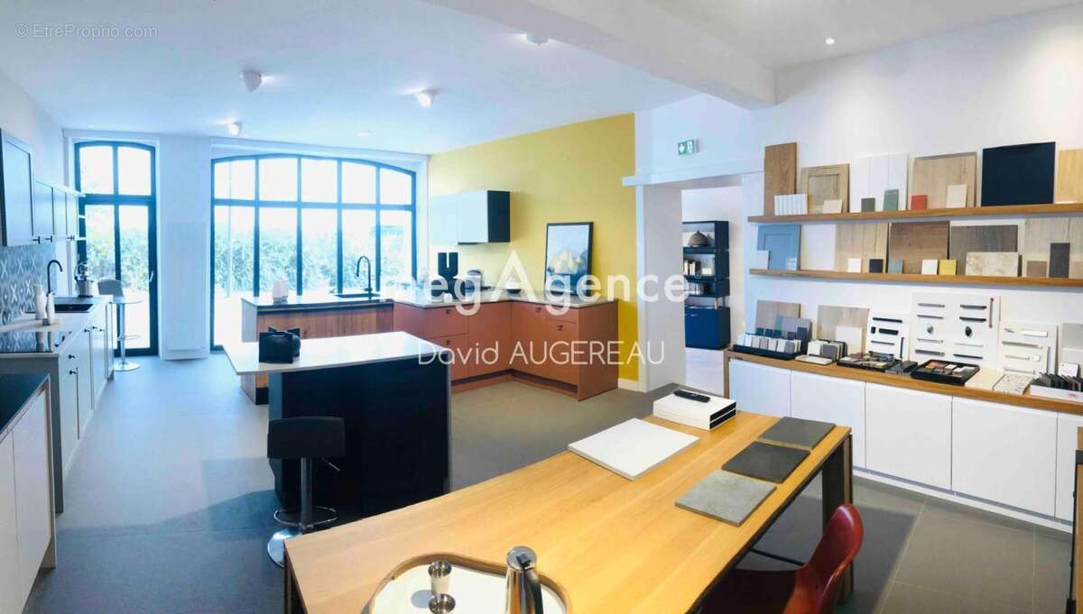 Commerce à L'ILE-D'YEU