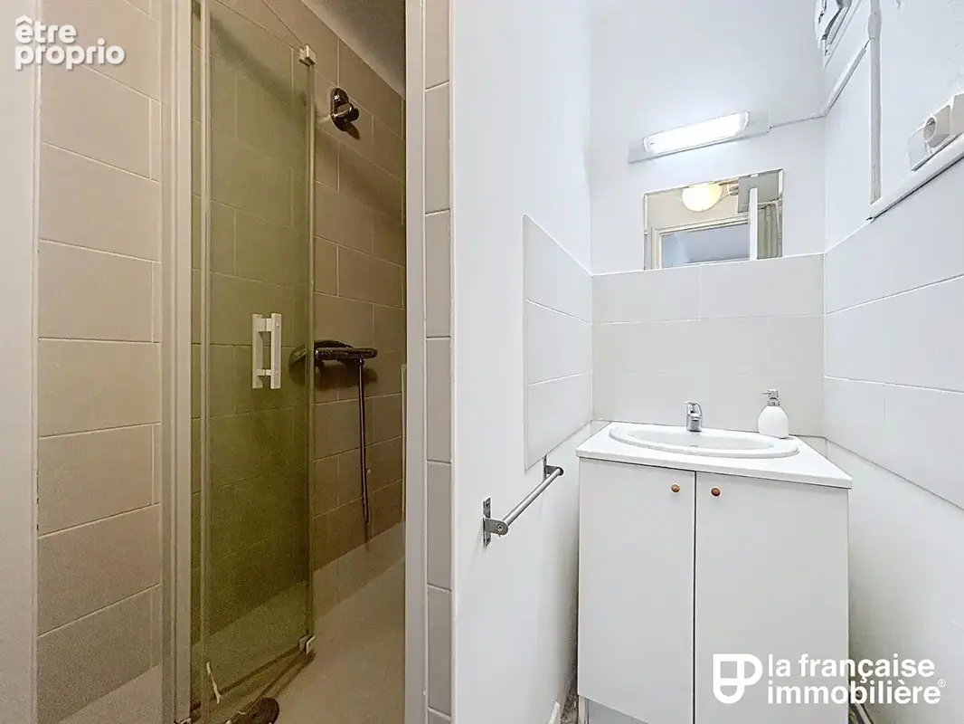 Appartement Type 3 - à vendre - 67.7m² - Centre historique - Grenier - photo 9