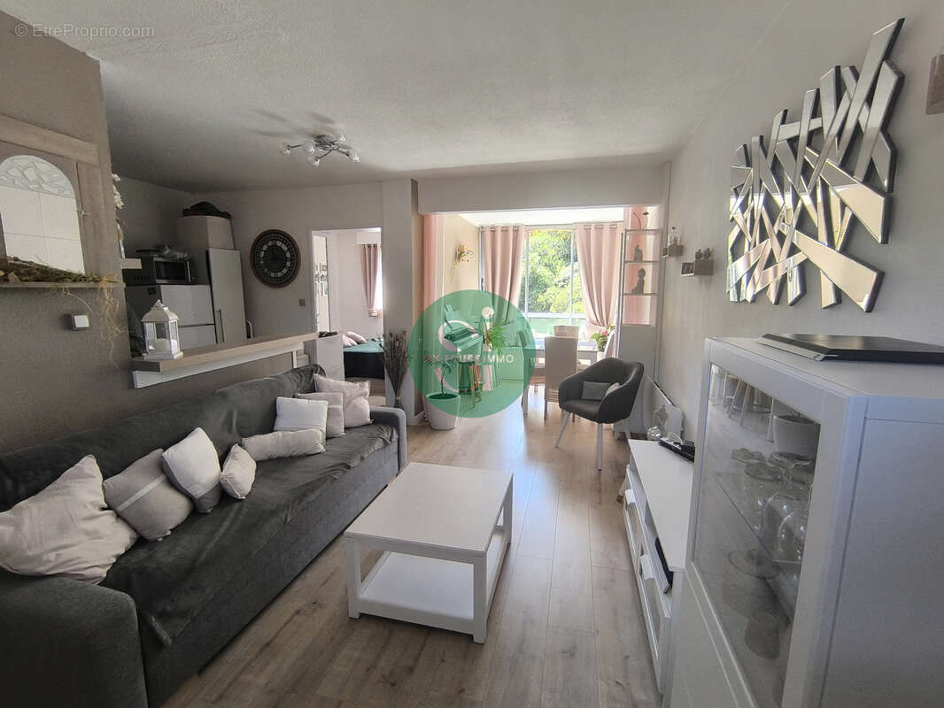 Appartement à SANARY-SUR-MER