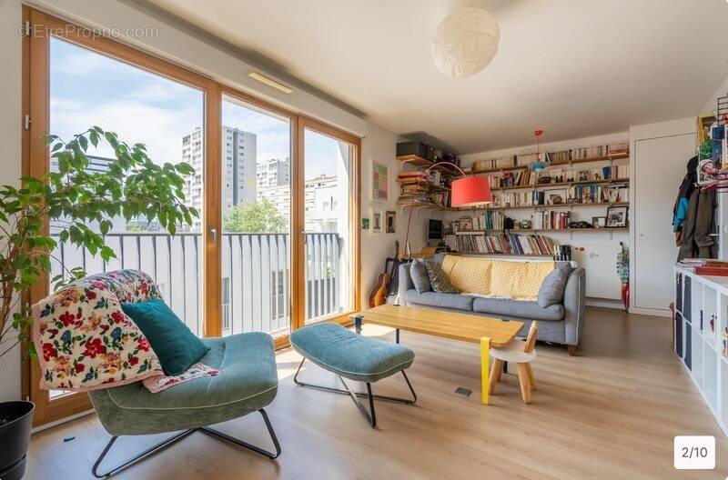 Appartement à AUBERVILLIERS