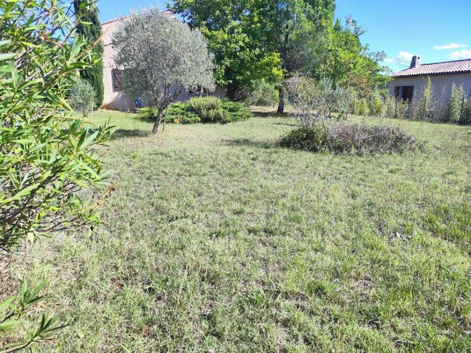 Terrain à VIDAUBAN