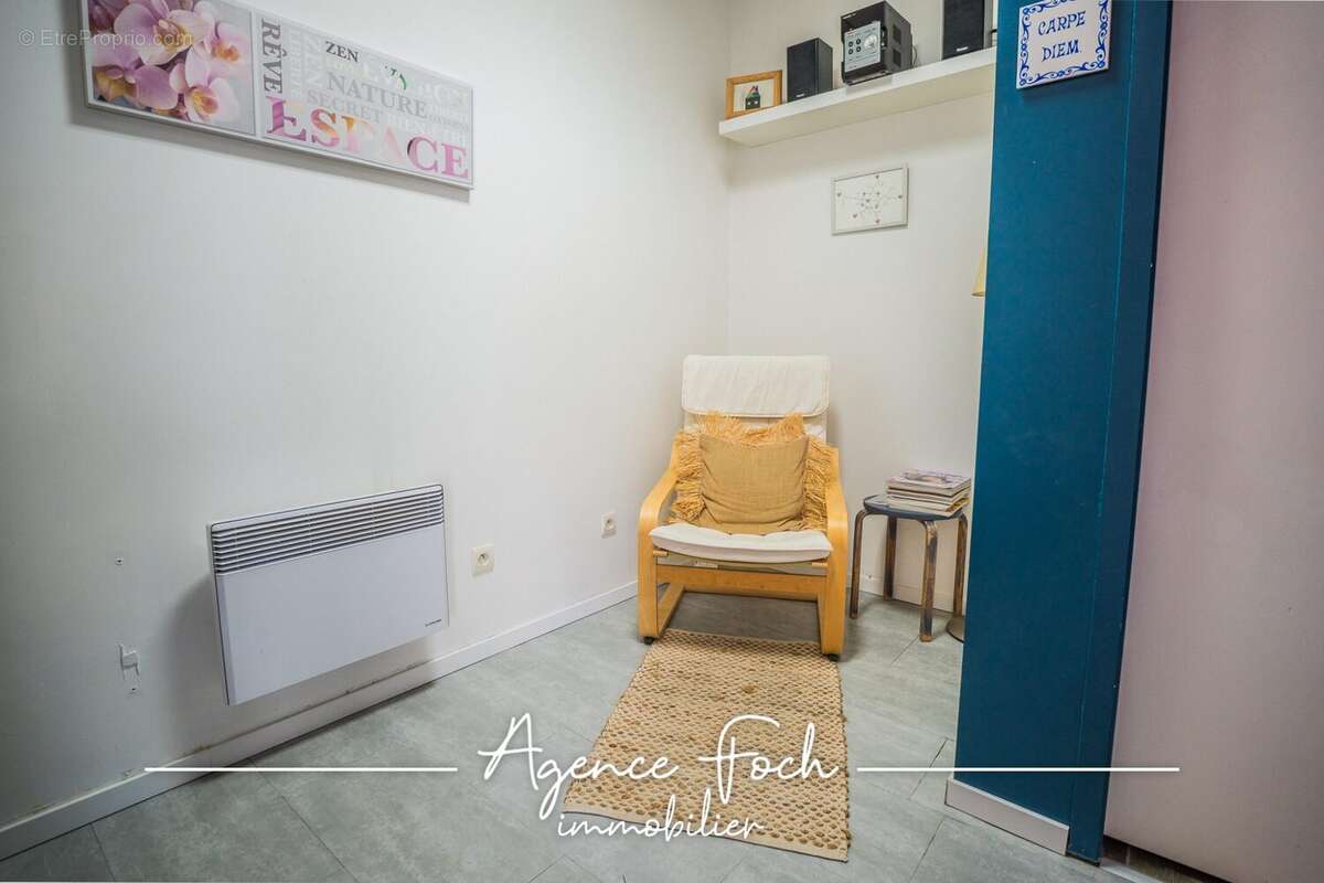 Commerce 33 m² à Tarbes  - photo 4