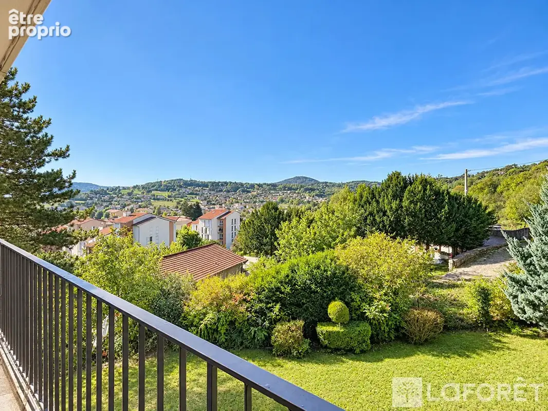 Appartement à VALS-PRES-LE-PUY