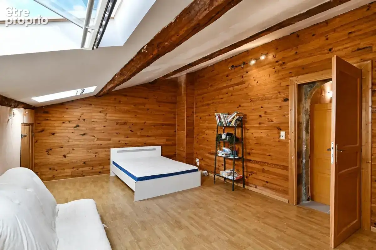Immeuble de 7 pièces de 132 m² à Saint-Ambroix - photo 5