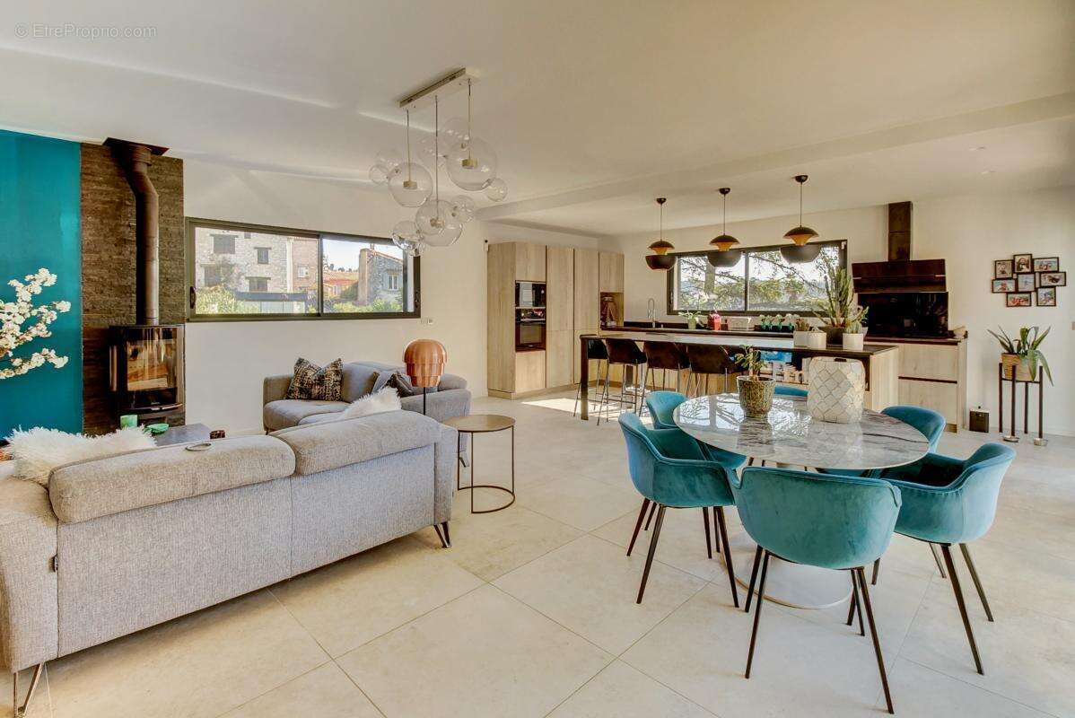 Maison à LA COLLE-SUR-LOUP