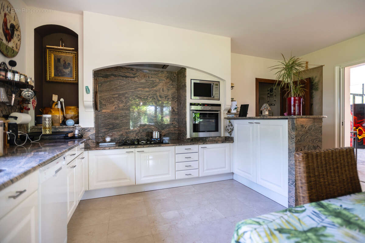 Maison à VAISON-LA-ROMAINE