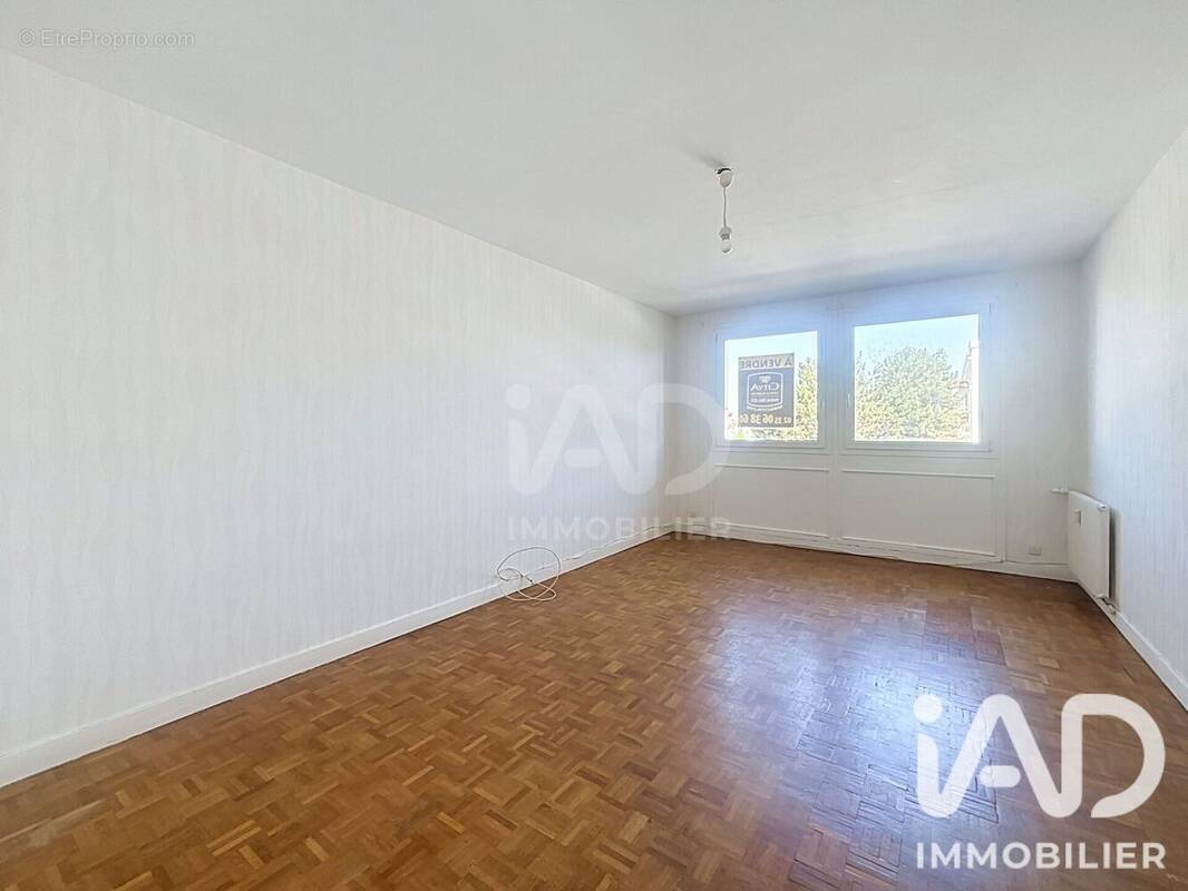 Photo 1 - Appartement à GREGES