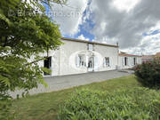 Maison à LEGE