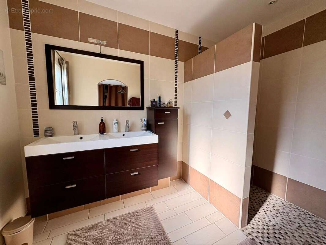 Maison à PACY-SUR-EURE