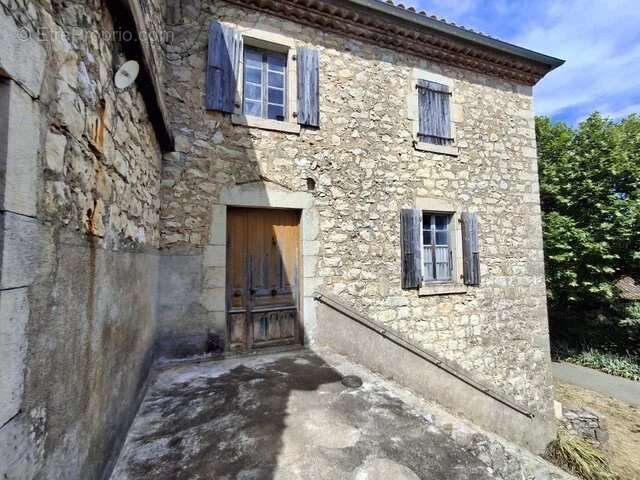 Maison à RUOMS