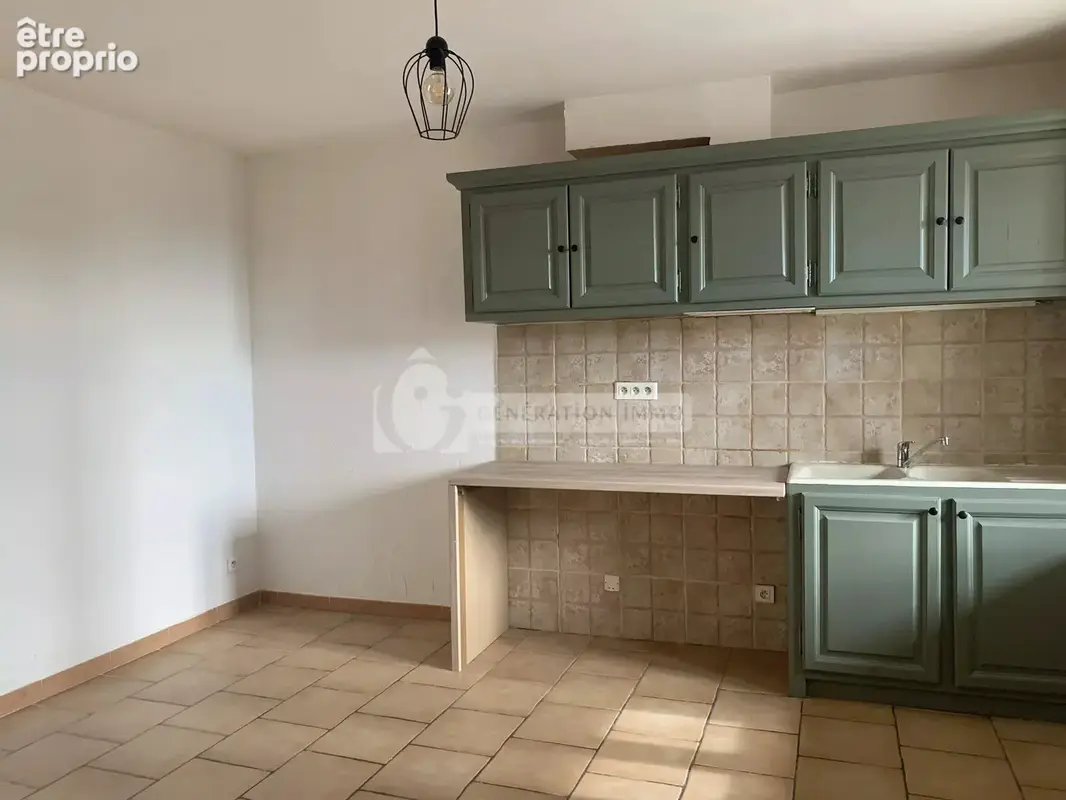 Maison avec terrasse à vendre  sur ARLES - photo 2