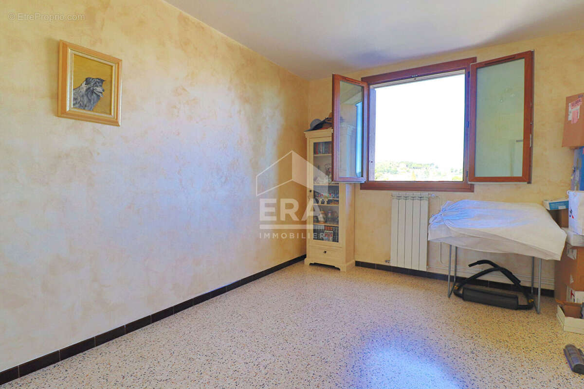 Appartement à MARSEILLE-13E