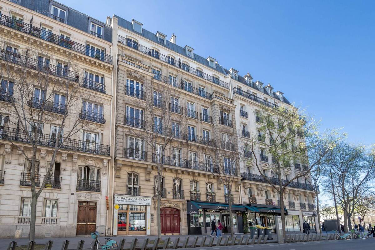 Appartement à PARIS-12E