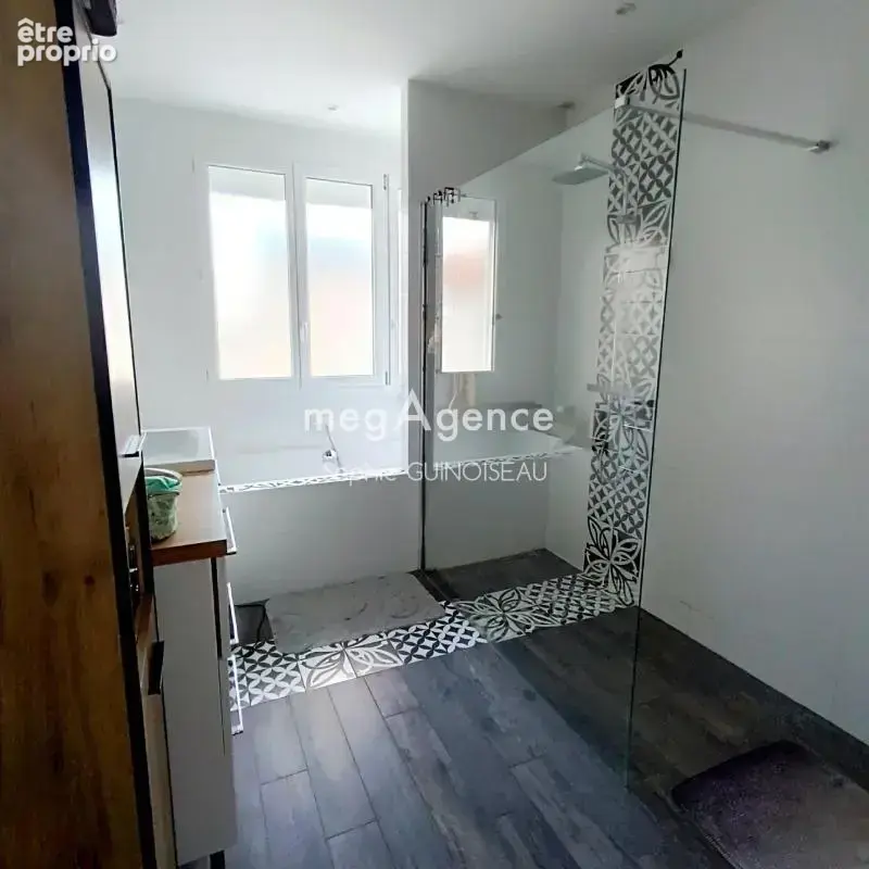 Maison rénovée avec jardin, terrasse, 3 chambres, garage – Cholet Bourgneuf - photo 9