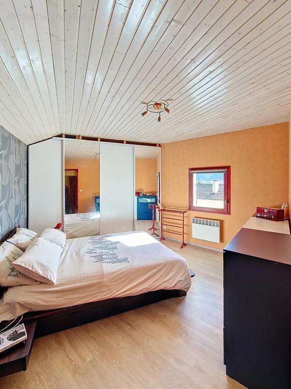 Appartement à FONT-ROMEU-ODEILLO-VIA