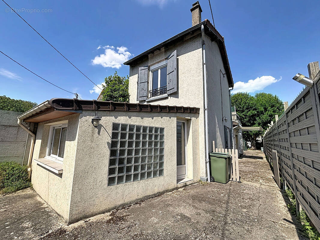 Maison à VILLEJUIF