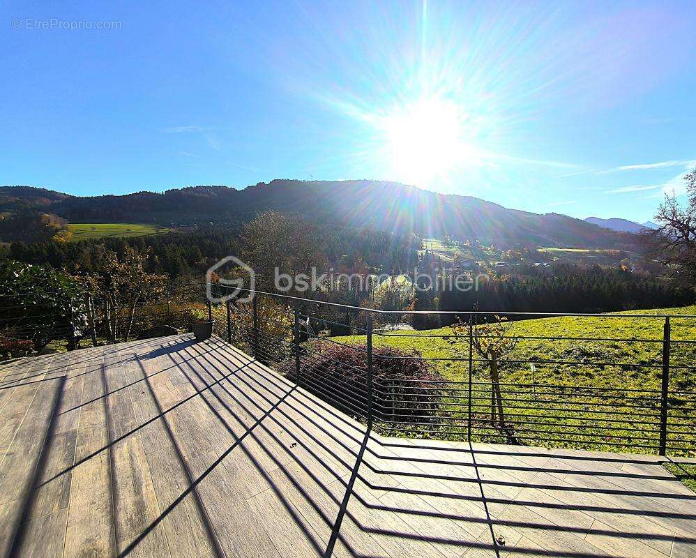 Maison à VIUZ-EN-SALLAZ